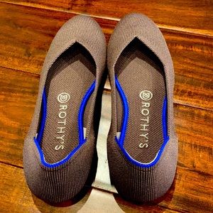 Rothy’s round toed flats